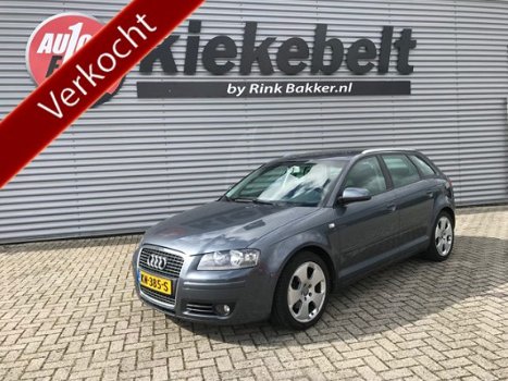 Audi A3 Sportback - 2.0 TDI Attraction Pro Line Zeer nette goed onderhouden A3 sportback - 1