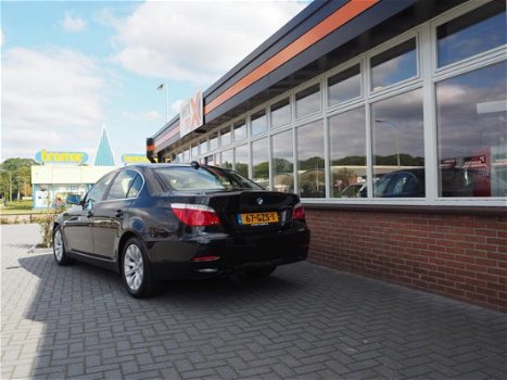 BMW 5-serie - 523i Business Line Oudjaar actie 1000, - Euro korting - 1