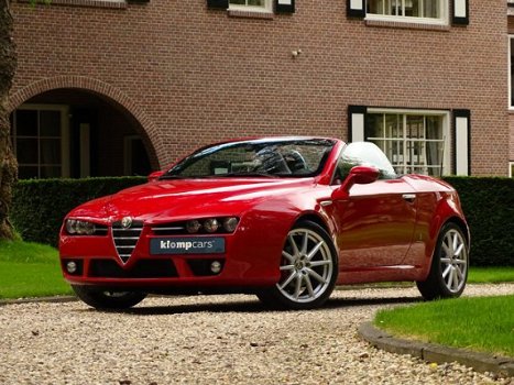 Alfa Romeo Spider - 2.2 JTS Exclusive Leer/TI-velgen/Brembo/Rosso - 1