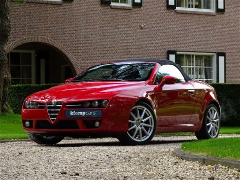 Alfa Romeo Spider - 2.2 JTS Exclusive Leer/TI-velgen/Brembo/Rosso - 1