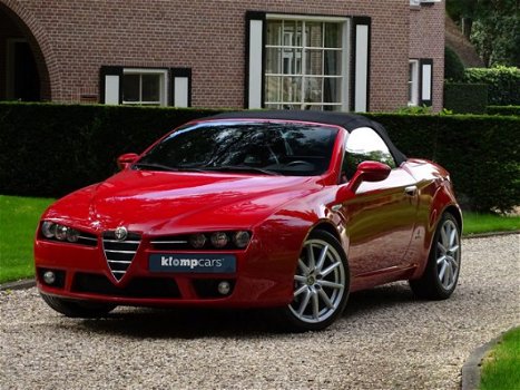 Alfa Romeo Spider - 2.2 JTS Exclusive Leer/TI-velgen/Brembo/Rosso - 1