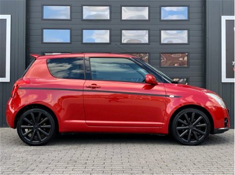 Suzuki Swift - 1.6 SPORT EDITION - ECC - NAVIGATIE -KEYLESS GO - 1