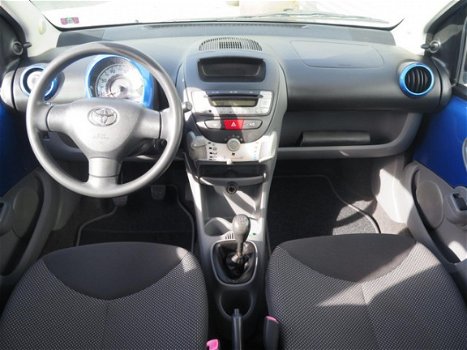 Toyota Aygo - 1.0-12V Dynamic Blue - 1