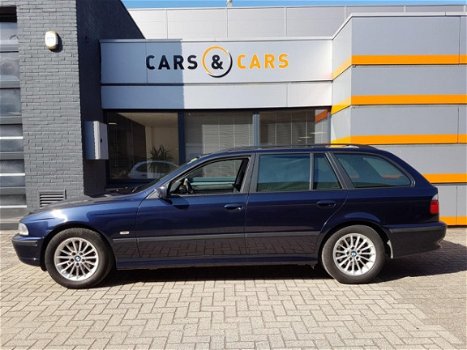 BMW 5-serie Touring - 520i Executive - 1