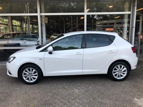 Seat Ibiza - 1.2 Style CLIMA/CRUISE 2012 Wit 5drs - 1