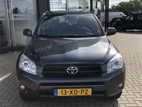 Toyota RAV4 - 2.0 VVTi Linea Sol | Cruise control | Airco | AUX | Lichtmetaal | Trekhaak|Carkit| - 1