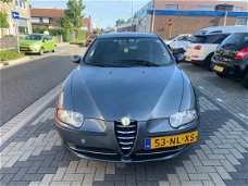 Alfa Romeo 147 - 2.0 T.Spark Distinctive / nette staat / NAP