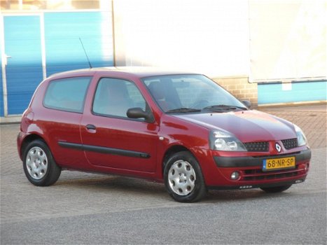 Renault Clio - 1.2-16V Authentique Basis APK/NAP/SUPER NETTE AUTO - 1