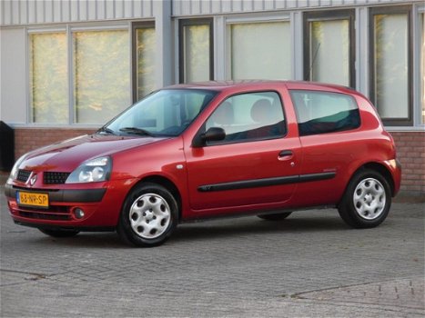 Renault Clio - 1.2-16V Authentique Basis APK/NAP/SUPER NETTE AUTO - 1