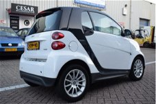 Smart Fortwo coupé - 1.0 mhd Pure / NAVI / 46 DKM / VOL AUTOMAAT