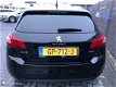 Peugeot 308 - 1.6 HDi Blue Lease Navigatie, airco 137dkm bj 15 - 1 - Thumbnail