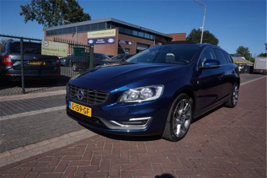 Volvo V60 - 2.0 D2 OCEAN RACE AUTOMAAT 1E EIG OPEN DAK NAVI LEDER HARMAN KARDON CRUISE CLIMA PARKEER - 1