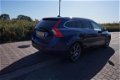 Volvo V60 - 2.0 D2 OCEAN RACE AUTOMAAT 1E EIG OPEN DAK NAVI LEDER HARMAN KARDON CRUISE CLIMA PARKEER - 1 - Thumbnail