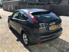 Ford Focus - 1.6-16V Futura