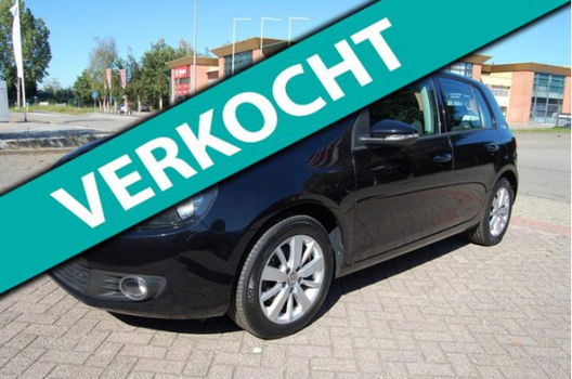 Volkswagen Golf - 1.2 TSI Tour II BlueMotion 77 KW 5Drs - 1