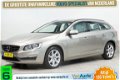 Volvo V60 - Euro6 D4 Navigatie Leder Stoelverwarming 181pk - 1 - Thumbnail