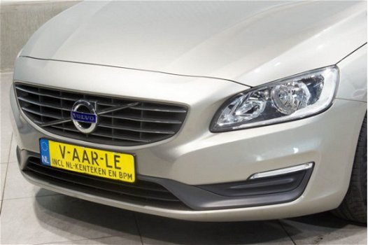 Volvo V60 - Euro6 D4 Navigatie Leder Stoelverwarming 181pk - 1