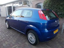 Fiat Grande Punto - 1.4 Dynamic 2007 airco nette auto