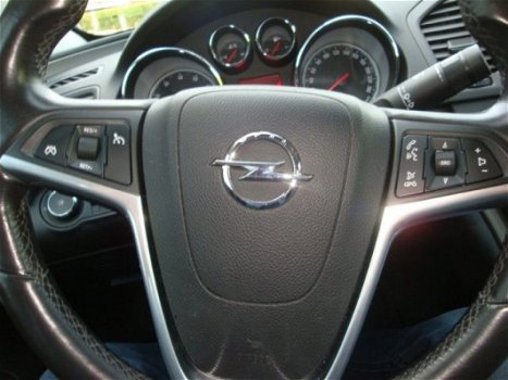 Opel Insignia - Limousine - 1