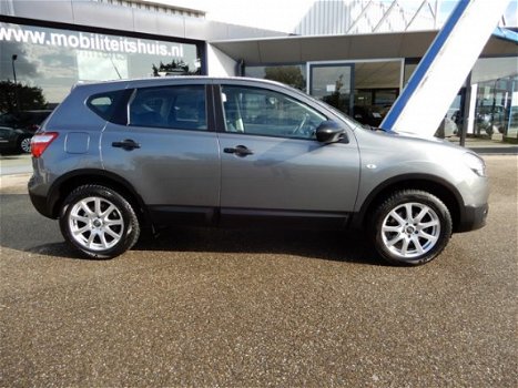 Nissan Qashqai - 1.6i 16V Visia - 1