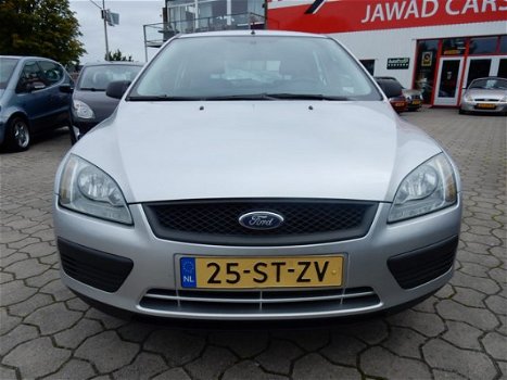 Ford Focus - 1.6-16V Champion / Cruise /Airco - 1