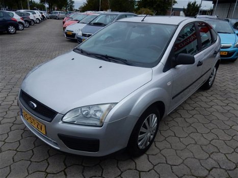 Ford Focus - 1.6-16V Champion / Cruise /Airco - 1