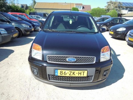 Ford Fusion - 1.4-16V Futura - 1