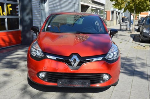 Renault Clio - 0.9 TCe ECO Night&Day Navigatie I Airco I Sport velgen I Dealer onderhouden - 1