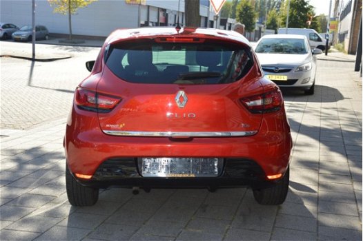 Renault Clio - 0.9 TCe ECO Night&Day Navigatie I Airco I Sport velgen I Dealer onderhouden - 1