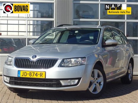 Skoda Octavia Combi - 1.6 TDI Greenline Ambition PDC/LM/Navigatie/Spoiler - 1