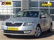 Skoda Octavia Combi - 1.6 TDI Greenline Ambition PDC/LM/Navigatie/Spoiler - 1 - Thumbnail