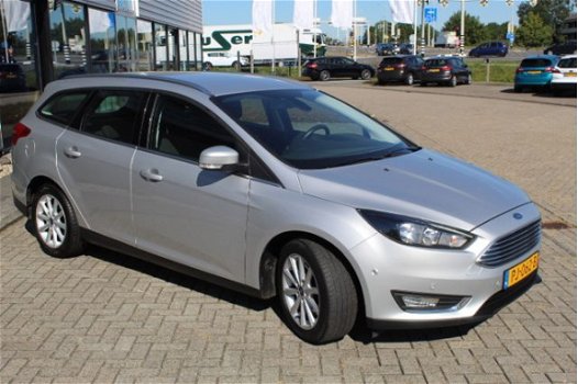 Ford Focus - 1.5 EcoBoost 150pk Titanium Edition - 1