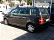 Volkswagen Touran - 1.6 85KW AUTOMAAT + APK - 1 - Thumbnail