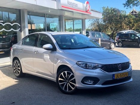 Fiat Tipo. - 1.4 16V Lounge Trekhaak - 1