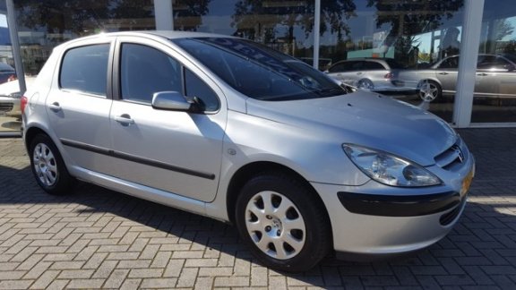 Peugeot 307 - 1.6 16V 5-DEURS XT - 1