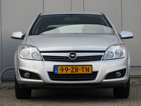 Opel Astra - 1.6 16V 5DRS TEMPTATION AIRCO NAVI LMV TREKHAAK - 1
