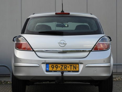 Opel Astra - 1.6 16V 5DRS TEMPTATION AIRCO NAVI LMV TREKHAAK - 1