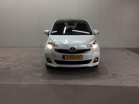 Toyota Verso S - 1.3 VVT-i 99pk CVT Dynamic - 1