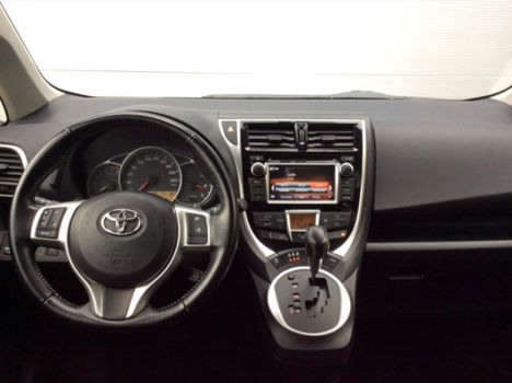 Toyota Verso S - 1.3 VVT-i 99pk CVT Dynamic - 1