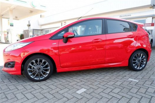 Ford Fiesta - 1.0 EcoB. 5-Drs ST Line 100Pk Race Red - 1