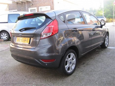 Ford Fiesta - 1.0 80PK 5D Style Ultimate - NAVIGATIE - 1