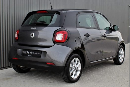 Smart Forfour - 1.0 Business Solution CLIMA CRUISE - 1