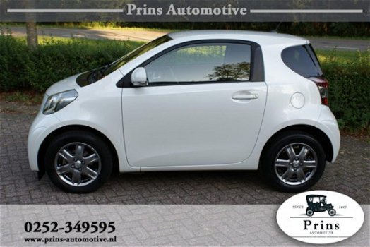 Toyota iQ - 1.0 VVTi Aspiration Clima Keyless Cruise control - 1