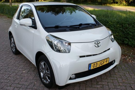 Toyota iQ - 1.0 VVTi Aspiration Clima Keyless Cruise control - 1