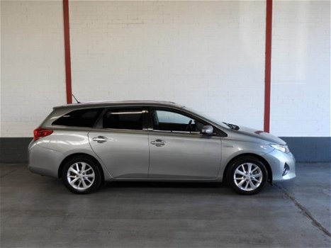 Toyota Auris Touring Sports - 1.8 Hybrid Aut. Lease+ Top 5 Editie NAVI+CAMERA/PANODAK/XENON/LMV - 1