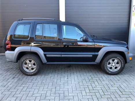 Jeep Cherokee - 3.7I V6 SPORT - 1