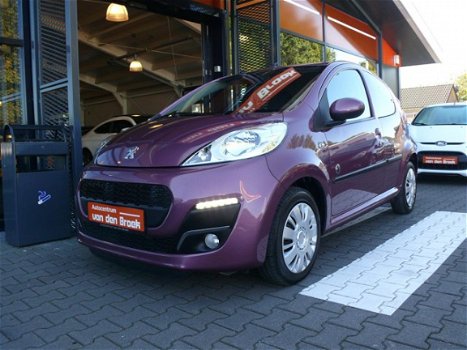 Peugeot 107 - 1.0 Première ENVY Duurste Uitvoering 5Drs Airco Led/Dag Rij Verlichting Elec Pakket Ap - 1