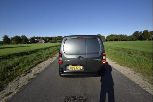 Peugeot Partner - 120 1.6 BlueHDi 100 L1 Première S&S - 1