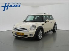 Mini Mini Cooper - 1.6 AUT. + PANORAMA / LEDER / STOELVERWARMING