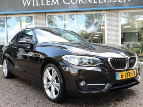 BMW 2-serie Coupé - 220d High Executive Aut. Leder Xenon Sportstoelen Navi Professional Stoelverwarm - 1